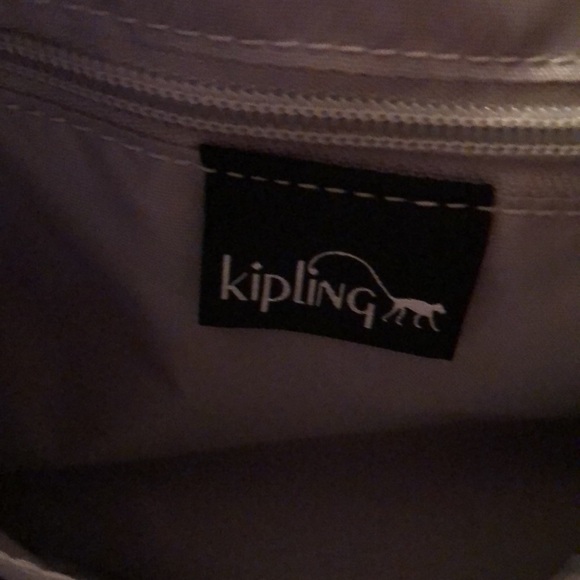 Kipling Amiel Medium Crossbody Bag Color Cool Grey Tonal + Monkey Key Chain NWT - Picture 12 of 16